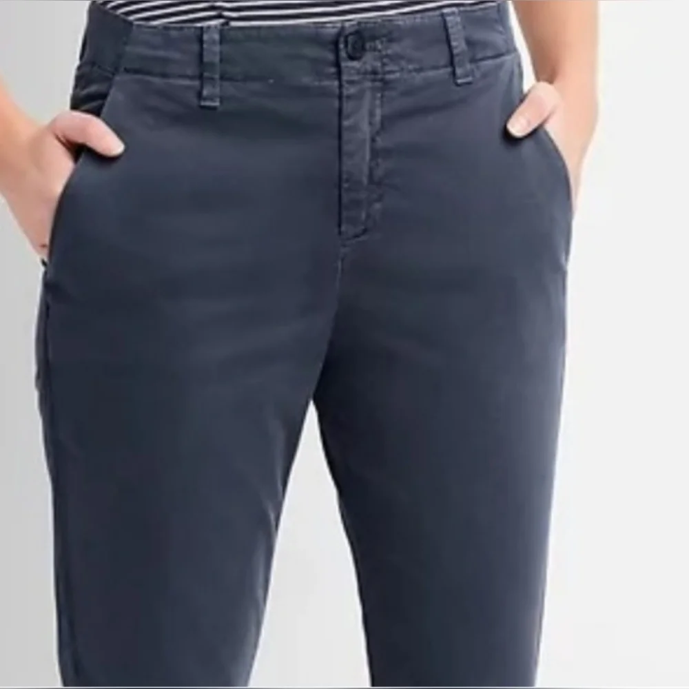 NWOT Gap Girlfriend Twill Stripe Chinos - Navy Blue - Size 6 - Picture 2 of 5